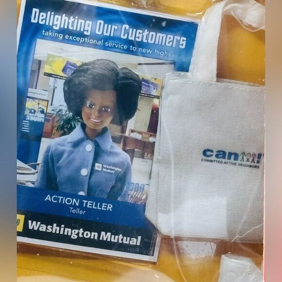 Washington Mutual Bank Action Teller Banker Doll ~NEW~RARE* - Picture 5 of 8